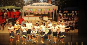 La chirigota 'Los que se pierden el alumbrao' y la comparsa 'Los Perdidos', primeros premios del Florida