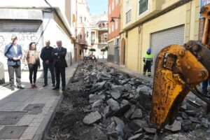 Esta mañana se han supervisado las obras de las calles Cayetano del Toro y Miguel Martín