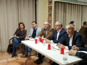 Las propuestas para mejorar Algeciras protagonizan la reunión entre el PSOE y Fapacsa