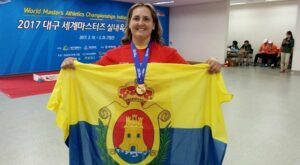 La algecireña Teresa Boza, actual campeona de lanzamiento de jabalina, se juega mañana su título en Polonia