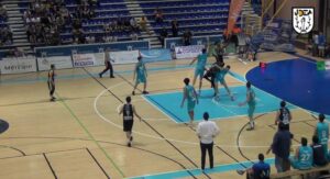 Enerdrink UDEA da un paso de gigante al vencer en un partido épico al Estudiantes