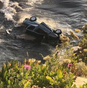 Fallece un joven en Gibraltar al caer  por un acantilado con su vehículo