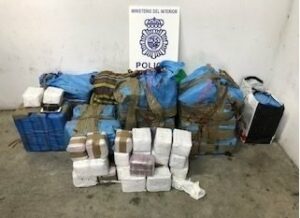 Detenido en Algeciras conduciendo una furgoneta robada con 300 kilos de hachís