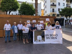 La falta de billetes desde Madrid suspende la manifestación ante el Ministerio de Fomento