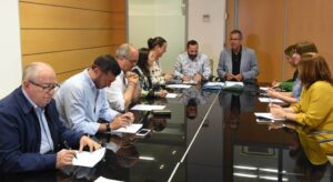 Urbanismo concede licencia al edificio Atlántida para reparar los desperfectos de la fachada