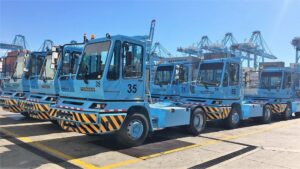 APM Terminals Algeciras adquiere 116 nuevas tractoras para renovar y aumentar su flota
