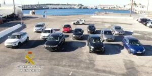 La Guardia Civil recupera 20 vehículos sustraídos y 2 motocicletas en Tarifa
