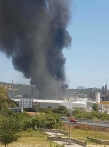 CCOO, "preocupados" por el incendio en Indorama: "Solo había un guarda de seguridad en toda la planta"