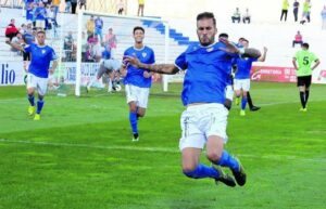 El Algeciras se hace con los servicios de Martos, del Real Jaén, y de Jorge Barba, del Linares