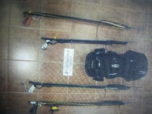 Decomisan en Algeciras un autopropulsor submarino no autorizado para pesca submarina