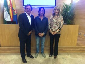 Manuel Curao repasa la vida y obra de Ramón de Algeciras a través de sus testimonios