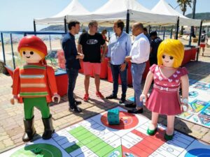 Los clicks vuelven a ocupar el Paseo Marítimo de Getares a través de la exposición ExpoClick