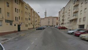 Ayuntamiento y Junta ponen fin al problema de la iluminación del alumbrado de la calle Irlanda