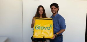 Adelante Algeciras lamenta la bienvenida triunfal a Glovo y denuncia su precariedad laboral