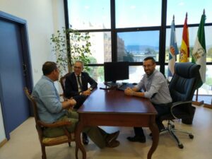 Lozano muestra su preocupación por la devaluación de la libra como consecuencia del Brexit