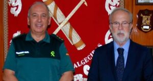 La Comandancia de Algeciras recibe al nuevo representante del Ministerio de Asuntos Exteriores en Campo de Gibraltar