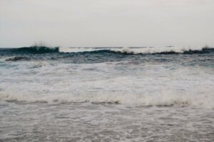 Un nuevo temporal de Levante azotará al Estrecho mañana