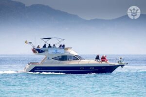 El viento de levante desplaza el avistamiento de cetáceos a la Bahía de Algeciras