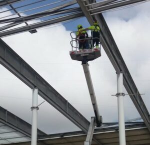 Comienzan los trabajos para renovar el alumbrado de Plaza Andalucía