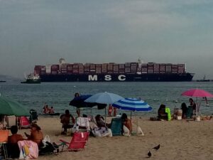 Recala en el puerto de Algeciras el 'MSC Mina', el mayor buque portacontenedores del mundo