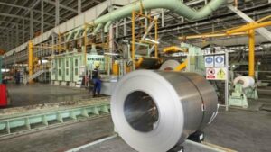 La dirección de Acerinox plantea que el ERTE para la factoría de Palmones dure un año