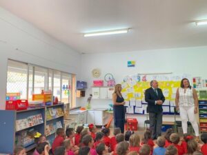 Landaluce inaugura el inicio del curso escolar en el Manuel Tinoco"