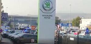 Una espectacular persecución de la Guardia Civil termina con dos detenidos en la entrada de Algeciras