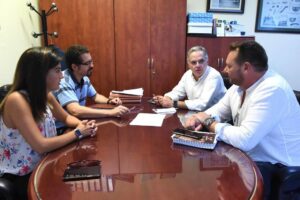 Muñoz Madrid se reúne con el nuevo hermano mayor de la Cofradía de Tres Caídas y Trinidad