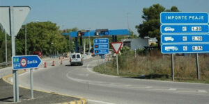 Los ayuntamientos reciben una carta informando sobre el final del peaje de la autopista a Sevilla