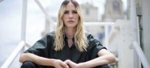 Brisa Fenoy se pasa a la literatura con 'Amor o poder', un "manifiesto por la libertad"