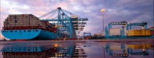 APM Terminals Algeciras bate un nuevo récord de movimientos sobre un buque portacontenedores