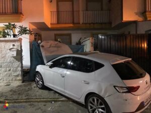 Fallece una mujer de 50 años atropellada por un vehículo que perdió el control en Castellar