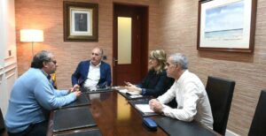 El Ayuntamiento y el Ateneo trabajan en la idea de crear una Escuela Municipal de Escritura Creativa