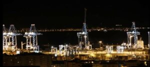 Proponen asfalto fonoabsorbente y la reducción de la velocidad viaria contra el ruido en el puerto