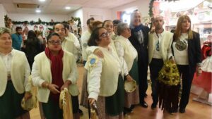 El rastrillo navideño de Apadis abre sus puertas en la calle Convento con el reclamo de Ángel Garó