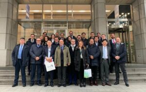 La delegación de la APBA en Corea visita las oficinas centrales de HMM