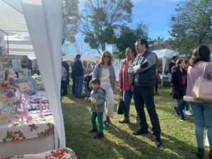 El colegio Montecalpe celebra su tradicional mercadillo solidario de Navidad
