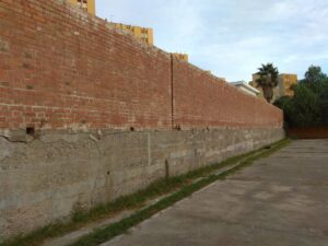 Adelante traslada al CEIP Campo de Gibraltar la moción aprobada en pleno para reparar el colegio