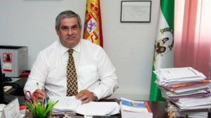 Pinchan por cuarta vez las ruedas del coche del fiscal jefe del área de Algeciras