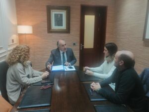 El alcalde pone en valor el cortometraje municipal 'Inseparables' dirigido por Juanma Díaz Lima