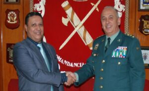 La Comandancia de al Guardia Civil de Algeciras recibe al cónsul de Marruecos