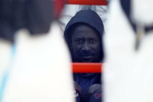 La Guardia Civil confirma que las rutas migratorias se han vuelto a desplazar hacia Canarias