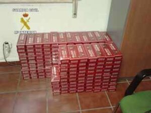 Detenidas siete personas en La Línea con 19.000 cajetillas de tabaco de contrabando