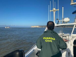 Un mes del naufragio del 'Rúa Mar' sin que haya aparecido el barco y cuatro de sus tripulantes