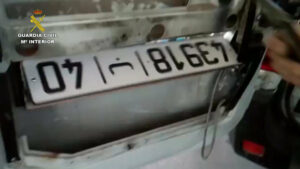 Intervienen cerca de 2800 kilogramos de hachís en un vehículo con doble fondo