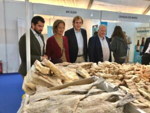 Arranca 'Gastromercado', donde medio centenar de puestos muestran los mejores productos de la zona