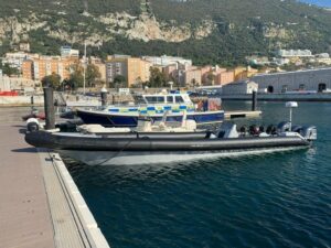 Detenidos cuatro españoles en Gibraltar tras una persecución en alta mar