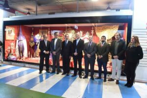 La exposición de enseres de Semana Santa del Corte Inglés, abierta al público hasta el 28 de marzo