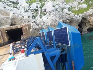 La empresa algecireña  METAELECT. SYSTEM S.L  elegida para combinar la energía producida por las olas del mar con la energia solar