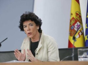La portavoz del Gobierno, Isabel Celaá, dice que España sigue reivindicando la soberanía de Gibraltar